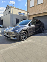 Doménique - Tesla Model Y Perf