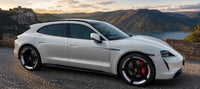 Veronique - Porsche Tay. S